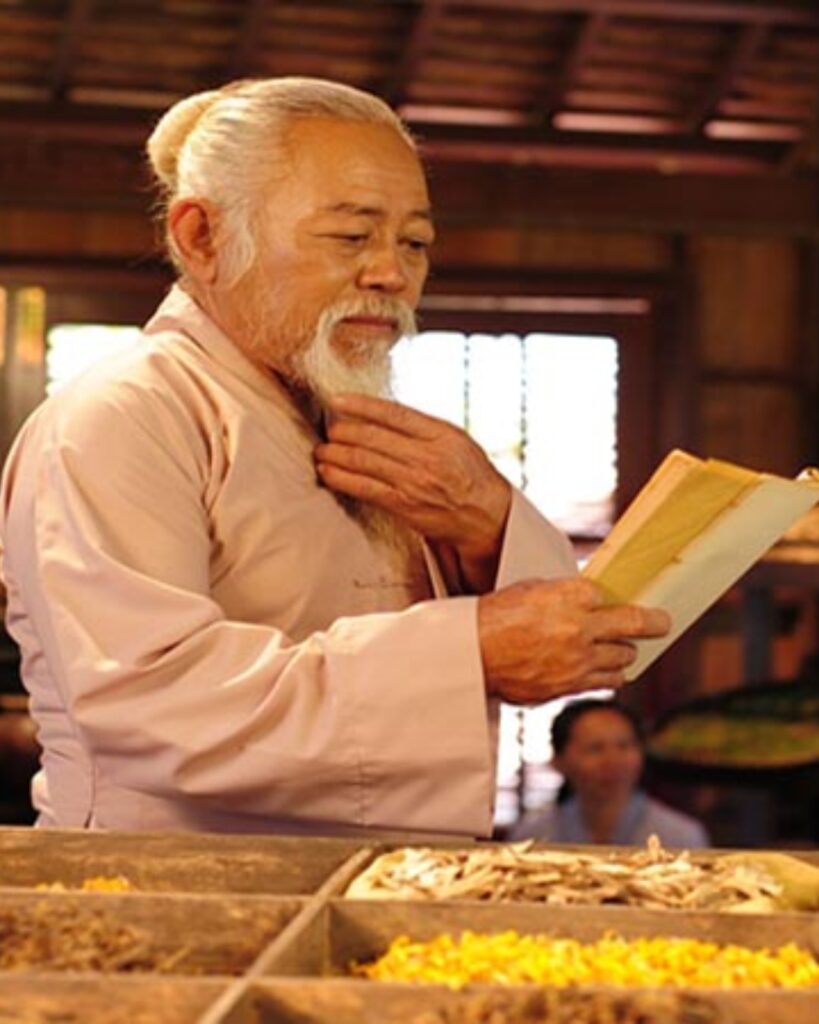 Dong-trung-ha-thao-voi-y-hoc-co-truyen